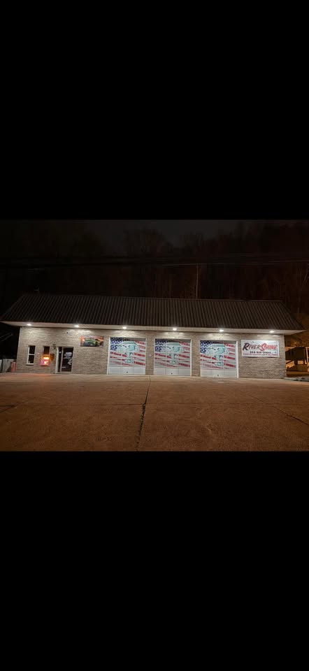 Fast Lane Auto & Tire shop exterior
