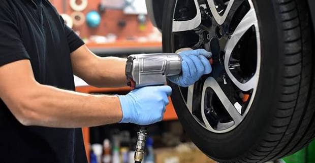 Fast Lane Auto & Tire tire rotation promotion